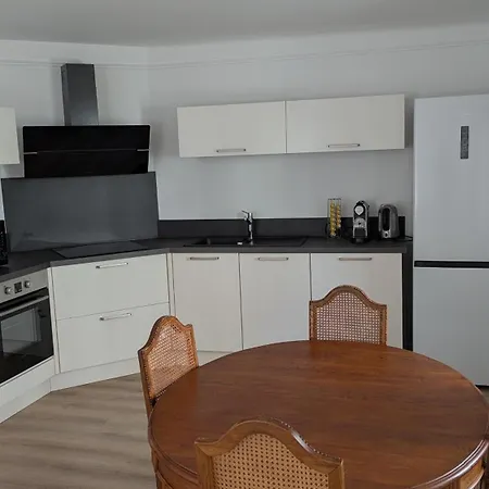 Antonin Διαμέρισμα